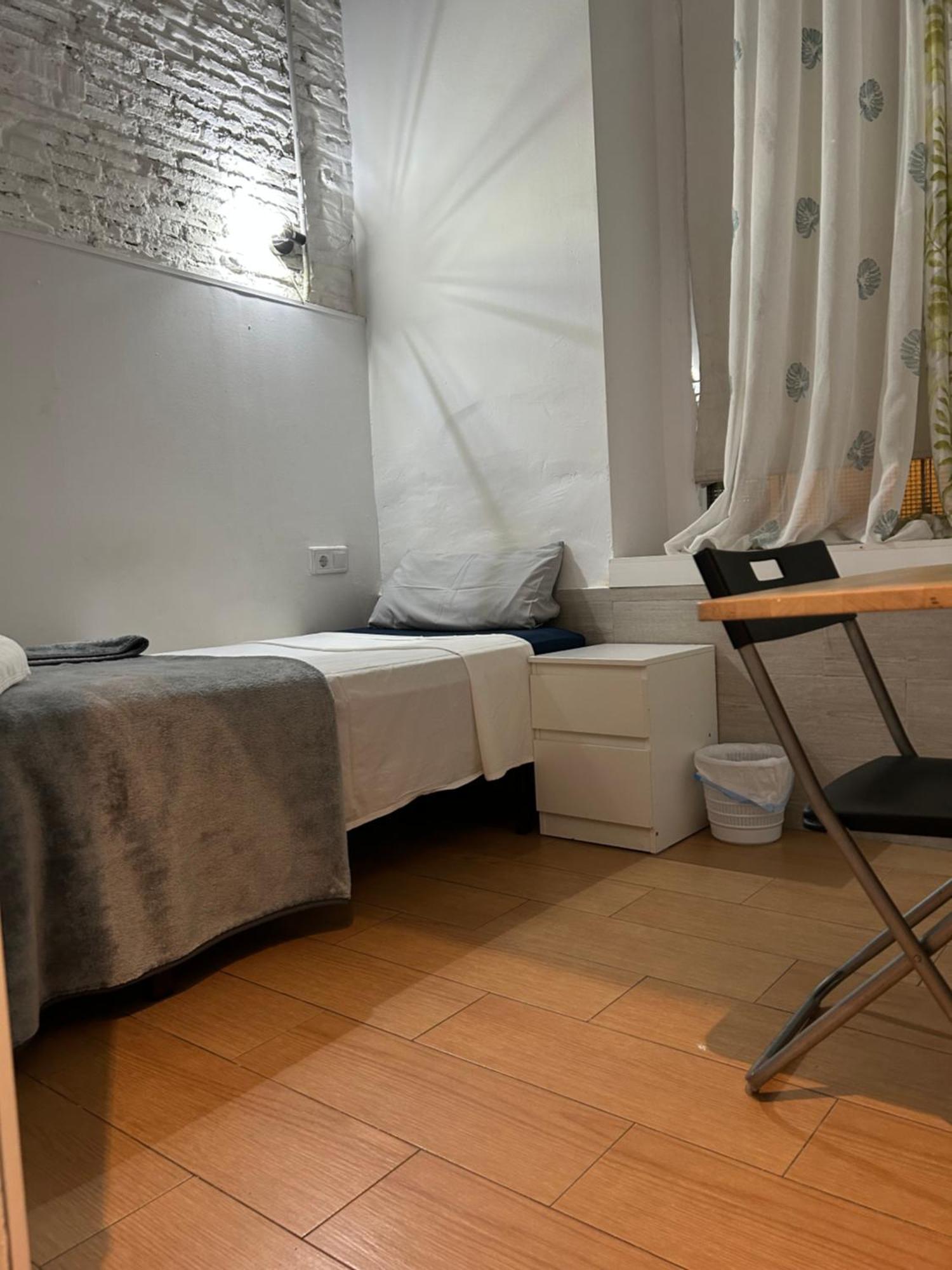 Airbhouse Private & Privatunterkunft